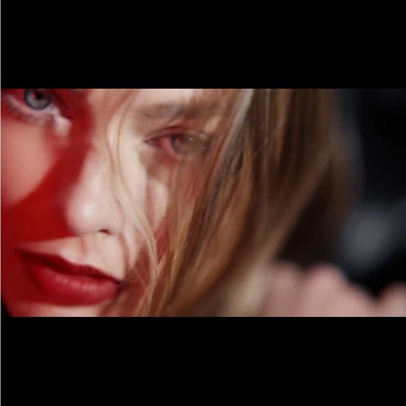 Chanel rouge allure velvet 04:00 - Picture 13 of 13